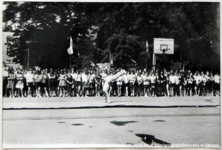 1970 71 19a